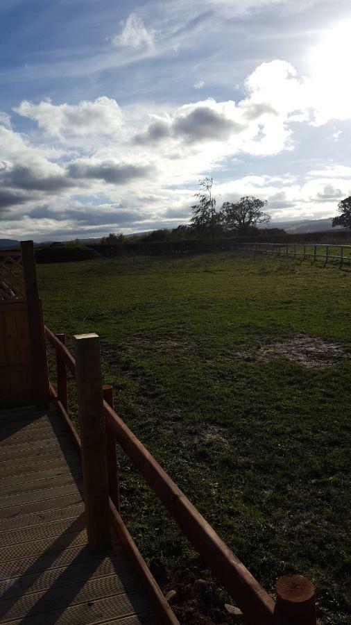 Ruth'S Refresh Country Retreat With Private Hot Tub Villa Shrewsbury Eksteriør bilde