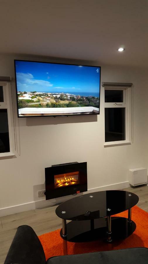 Ruth'S Refresh Country Retreat With Private Hot Tub Villa Shrewsbury Eksteriør bilde